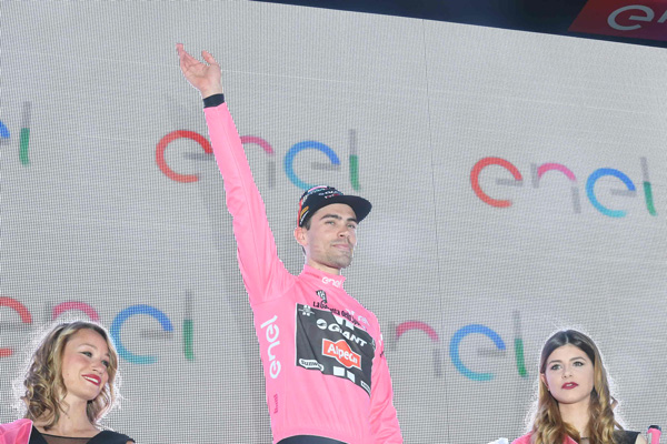 Dumoulin ciclismo maglia rosa comunicato Rcs