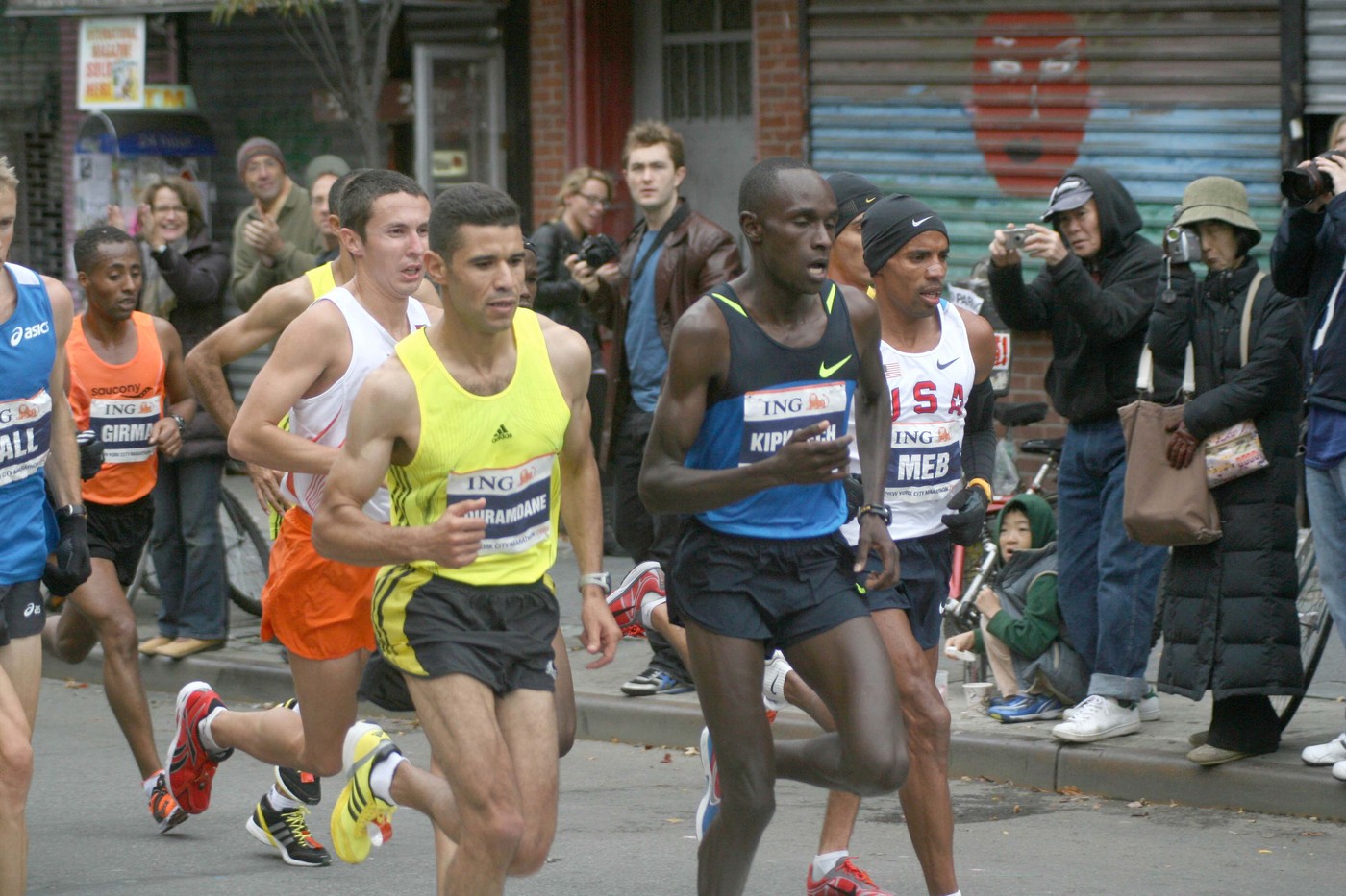 Maratona New York 2022, il montepremi: quanti soldi guadagnano i vincitori? Cifre di lusso per la top-10