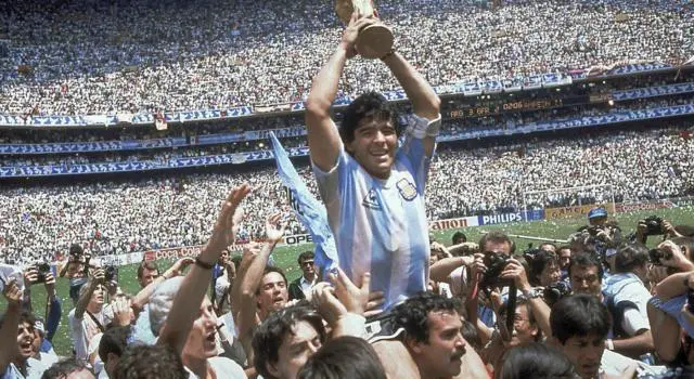 All'asta la maglia della “Mano de Dios” di Diego Armando Maradona: base di  5 milioni di euro – OA Sport