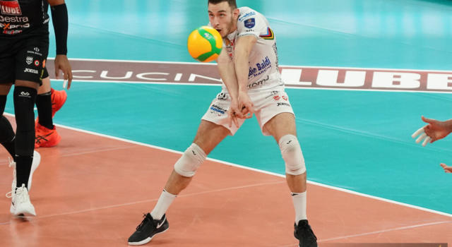 Ruolo Di Pallavolo Associato A Una Maglia Diversa