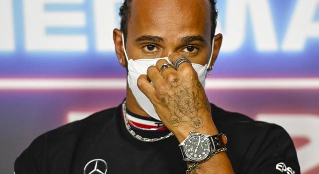 F1, Lewis Hamilton: “La Red Bull è in vantaggio, ma noi stiamo lavorando  nella giusta direzione” – OA Sport