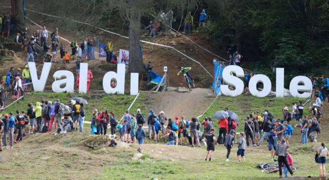 Mountain Bike, Mondiali Val di Sole: il leggendario Greg Minnaar conquista  il titolo iridato della Downhill a 40 anni – OA Sport