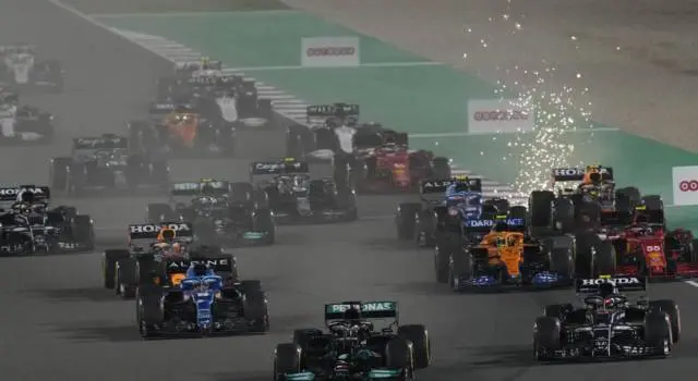 F1, pagelle GP Qatar 2021: Alonso, che campione! Hamilton implacabile, Bottas sbaglia ancora la partenza&#8230;