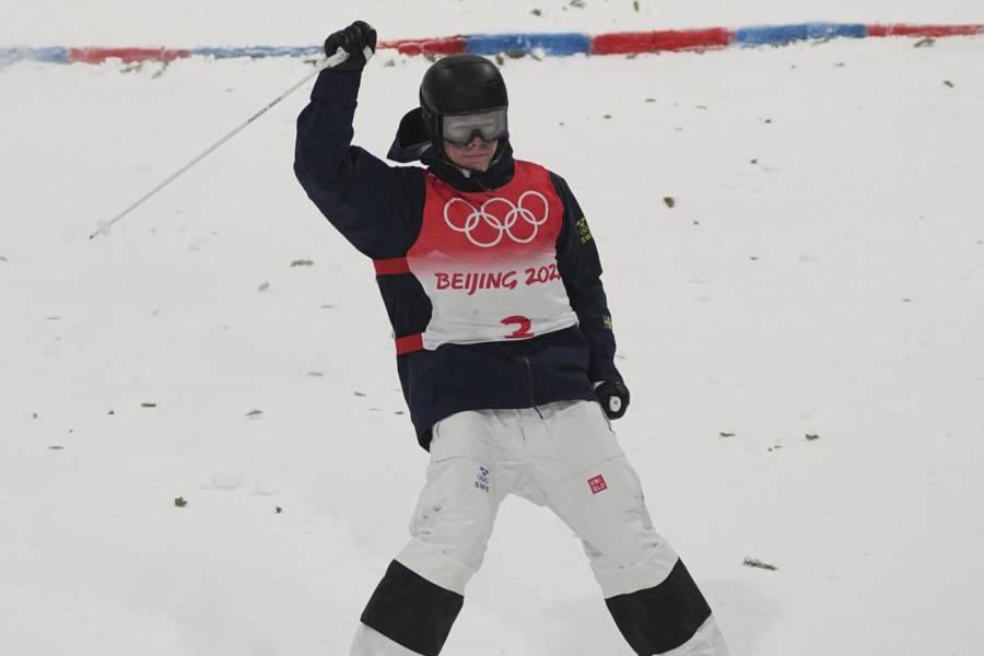 Wahlberg and Kawamura win doubles Moguls at Wall St. Come – OA Sport
