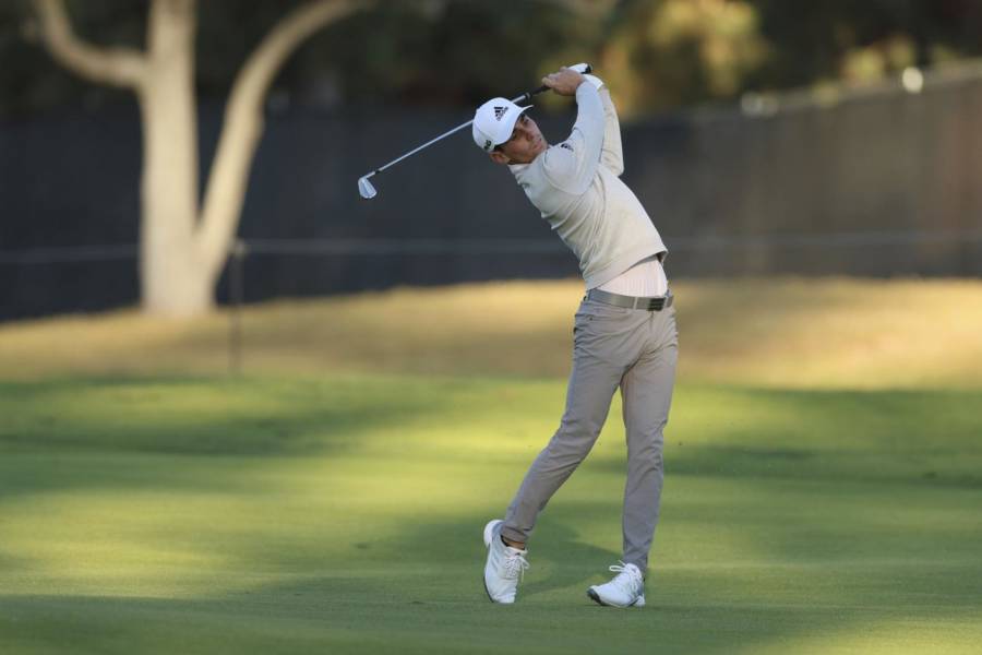 Golf, playoff vincente per Joaquin Niemann. Il cileno beffa Hoshino aggiudicandosi l’Australian Open