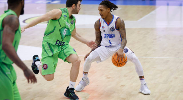 Basket, Champions League 2021-2022: netta sconfitta casalinga per Treviso  contro i turchi del Tofas Bursa – OA Sport