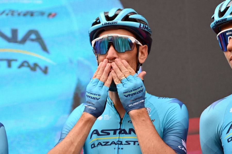 Giro d’Italia 2022, l’orgoglio e l’onore di avere Vincenzo Nibali. Lo Squalo commuove: 4° posto di lusso all’ultima recita