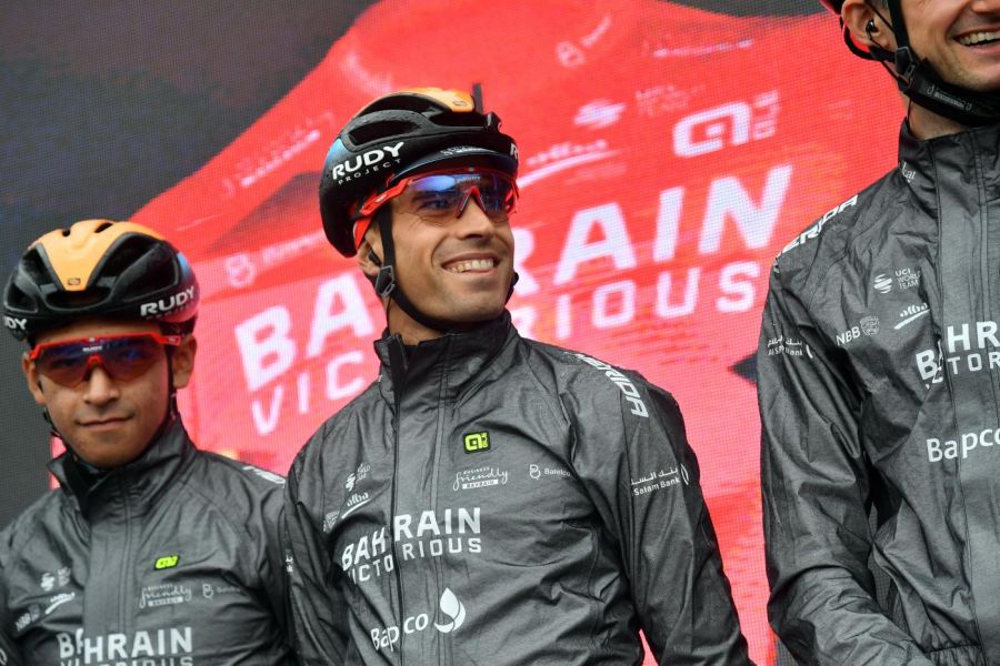 Giro d’Italia 2022: Joao Almeida paga i pochi km a cronometro. Landa ipoteca il podio