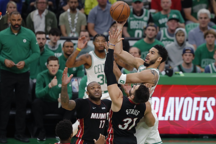 NBA 2022, i risultati della notte (24 maggio): basta un quarto ai Boston Celtics per pareggiare la serie con i Miami Heat