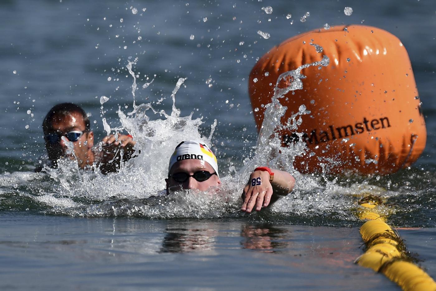LIVE Nuoto di fondo, 10 km Mondiali 2022 in DIRETTA: si comincia alle 12.00! Paltrinieri lancia il guanto di sfida