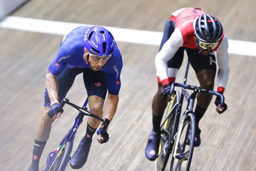 LIVE Ciclismo su pista, Europei 2022 in DIRETTA: in corso le gare di Sprint, semifinali maschili e quarti femminili