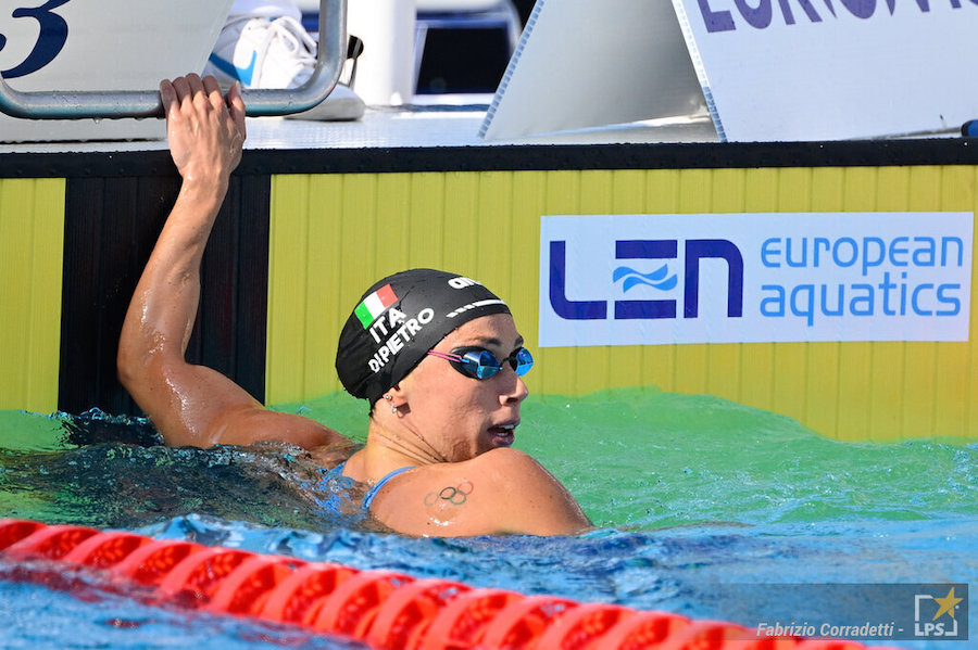 Nuoto, Europei Roma 2022: Silvia di Pietro e Chiara Tarantino accedono alla finale dei 100 stile libero