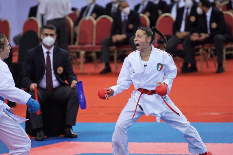 Karate, Mondiali 2023: Erminia Perfetto centra la finalissima, Crescenzo lotterà per il bronzo