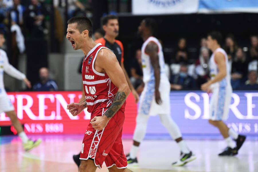 Basket, Serie A 2022 2023: Reggio Emilia debutta da corsara, Treviso travolta al PalaVerde