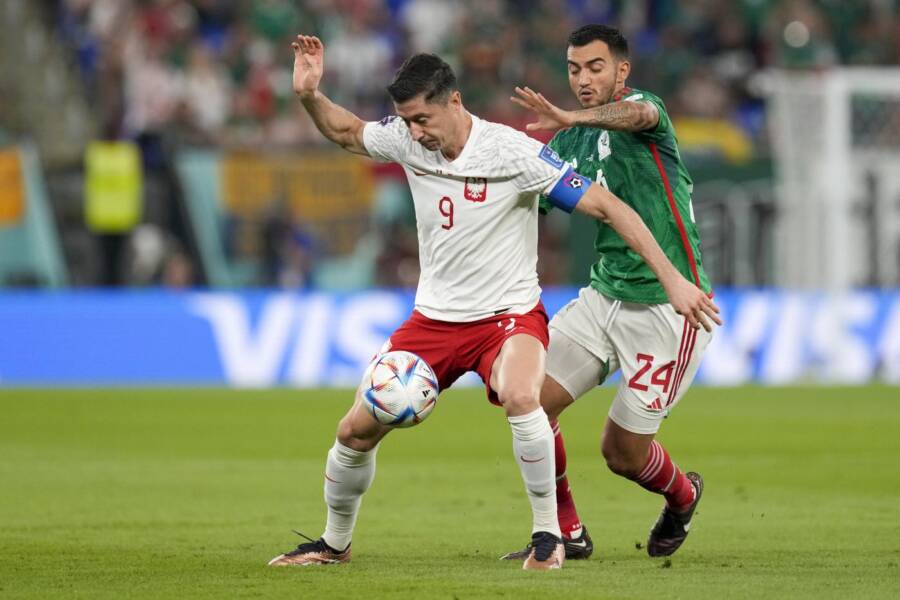 Pagelle Polonia Arabia Saudita, voti Mondiali 2022: Szczesny e Lewandowski decisivi, Zielinski segna ma non brilla