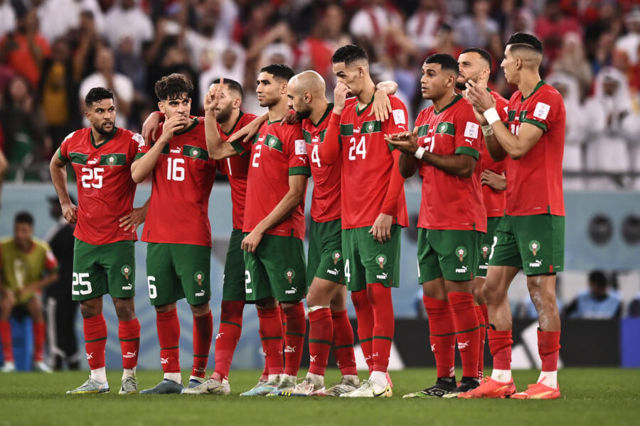 VIDEO Marocco Spagna 3 0 dcr, Mondiali calcio: highlights e sintesi. Leoni dell’Atlante leggendari, il cucchiaio di Hakimi!