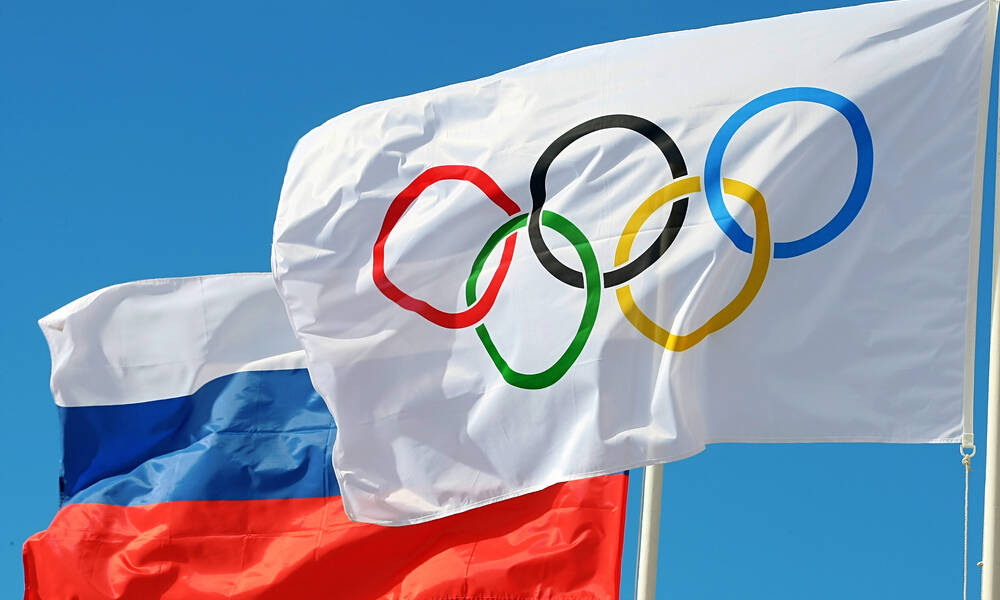 Il CIO riapre alla Russia: “Le Federazioni riammettano atleti a titolo individuale”. E per le Olimpiadi 2024…