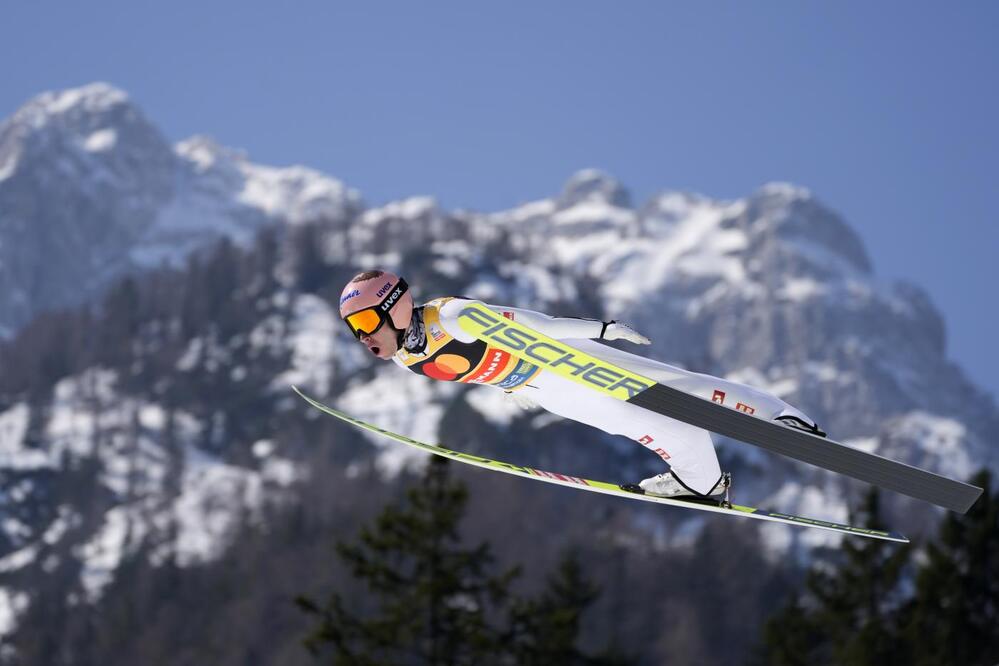 Salto con gli sci, Coppa del Mondo Lillehammer 2023: programma, orari, tv, streaming. Calendario 1-3 dicembre