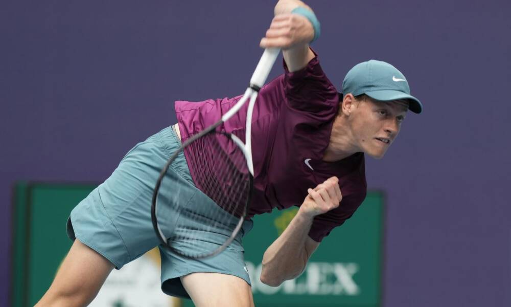ATP Miami 2023, Jannik Sinner travolge Ruusuvuori e accede in semifinale per la seconda volta!