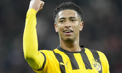 Jude Bellingham centrocampista del Borussia Dortmund