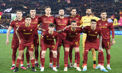 una formazione della Roma 2022-23