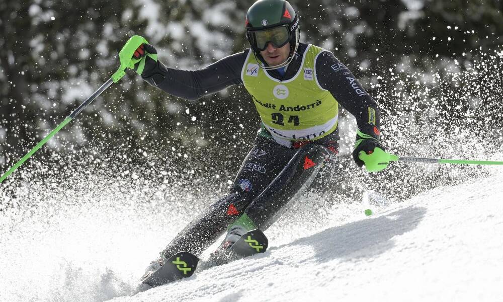 Sci alpino, Campionati Italiani 2023: Stefano Gross trionfa in slalom, cancellato il gigante femminile
