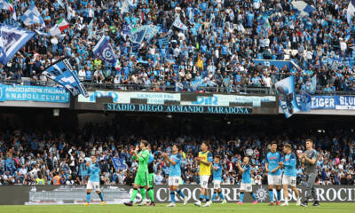 Napoli sotto la curva al MAradona