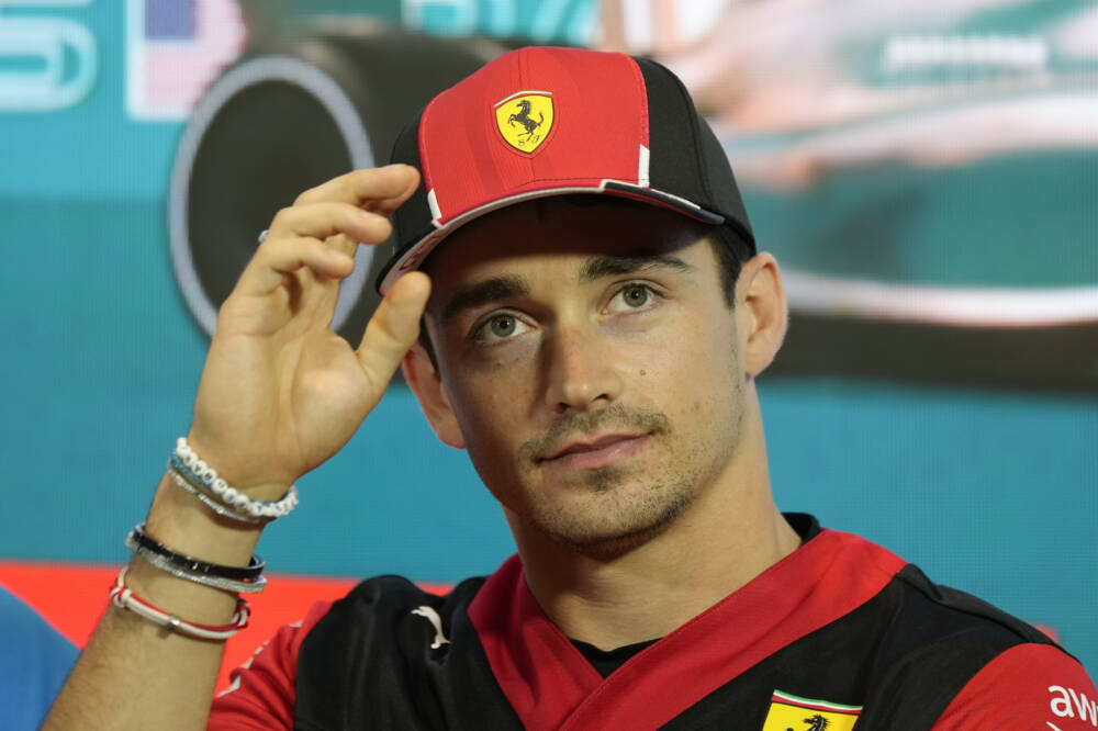 F1, Charles Leclerc penultimo: “Sarei sorpreso se la macchina fosse a posto. Non ho risposte”