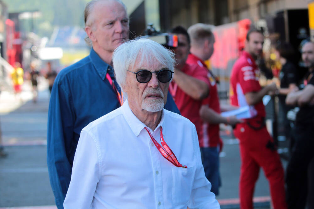 f1 ecclestone punge la ferrari vasseur 232 troppo debole la scelta di hamilton 232 marketing finanziario
