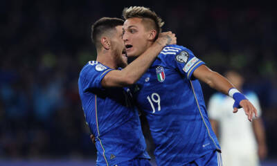 Italia vs Inghilterra - Qualificazioni Euro 2024 - Mateo Retegui esulta con Lorenzo Pellegrini