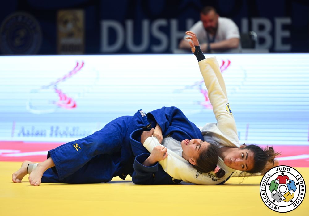 Thauany David Capanni Dias