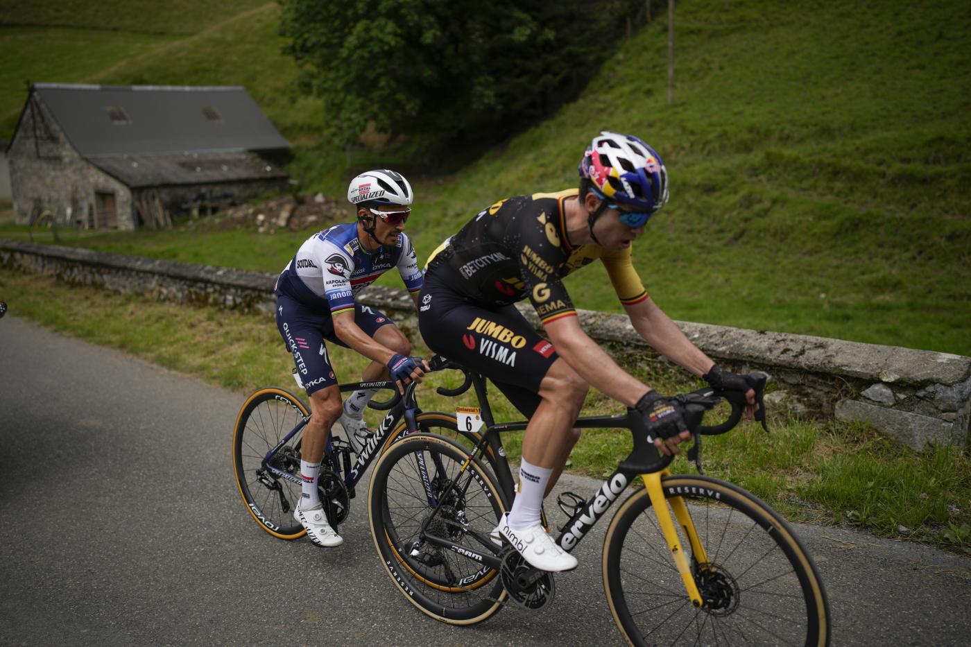 VaN aert Alaphilippe