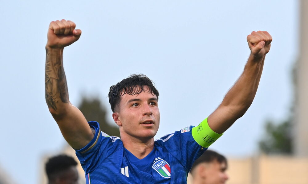 AO VIVO Itália-Portugal 1-0, Final Europeia Sub-19 AO VIVO: os italianos regressam ao trono depois de 20 anos!  Um gol de Kayode decide