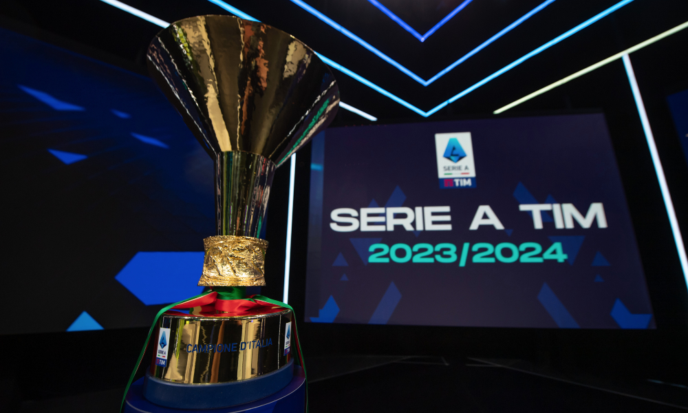 La classifica di Serie A prima del turno infrasettimanale: chi è in testa, Champions League, retrocessione, che partite si giocano