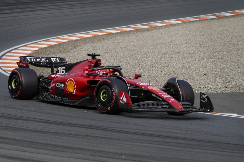 LIVE F1, GP Giappone 2023 in DIRETTA: tutto pronto per la FP1, la Ferrari cerca conferme dopo Singapore