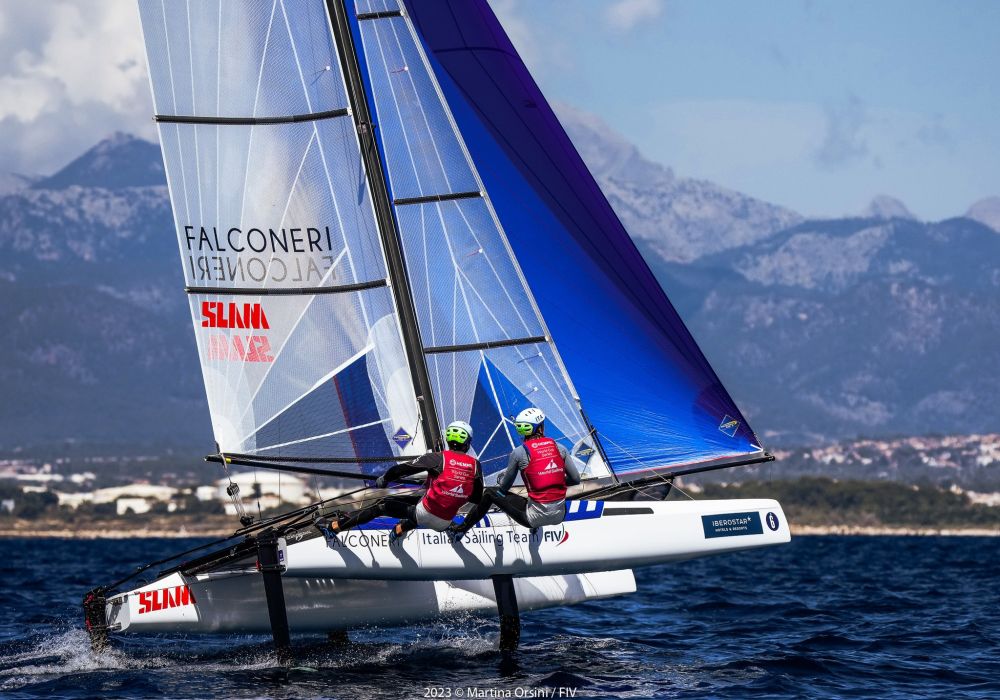 Vela, Mondiali Nacra 17: Tita Banti restano in testa, ma Gimson Burnet si avvicinano dopo tre prove di Gold Fleet