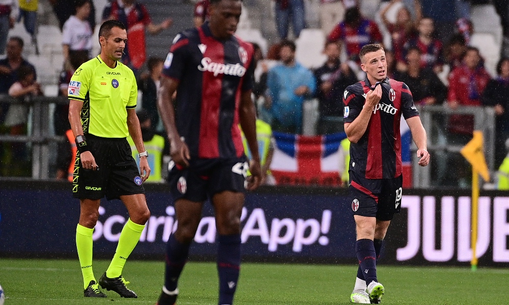 Cos'è successo in JuventusBologna? Clamoroso errore arbitrale, rigore