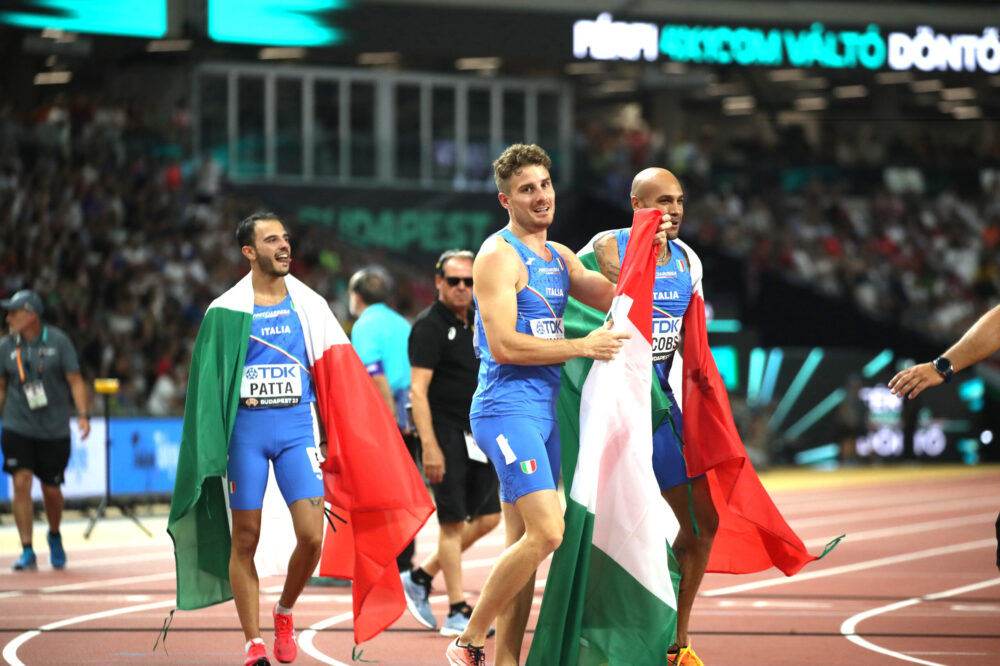 Atletica, l’Italia vola alle Olimpiadi con la 4×100! Pennellata di Jacobs e compagni alle World Relays