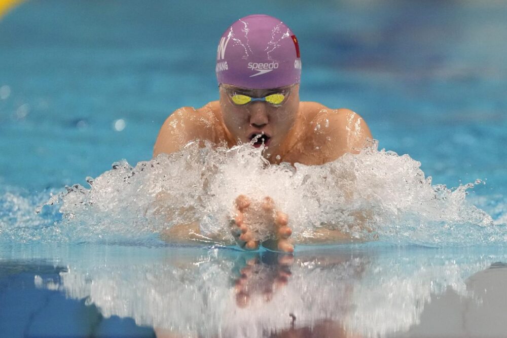Nuoto: Qin Haiyang impressiona ai Giochi Asiatici nei 100 rana. E nei 100 sl record mondiale sfiorato da Pan Zhanle