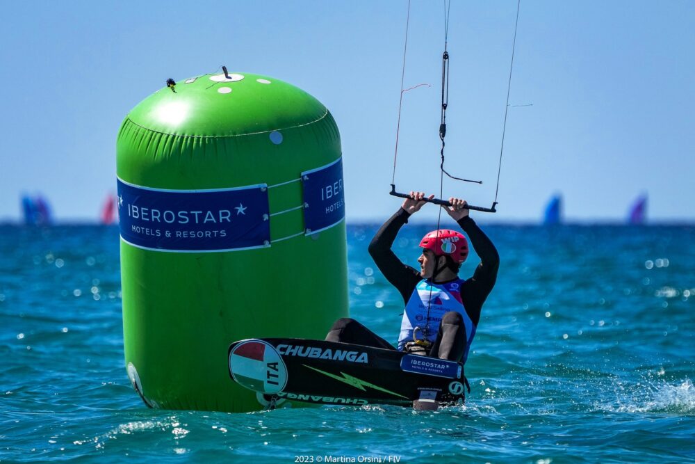 Vela, Riccardo Pianosi è argento europeo nel Formula Kite! Doppio oro per la Francia