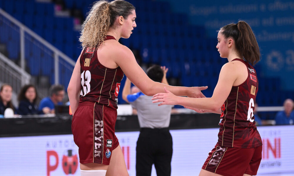 Lorela Cubaj, Matilde Villa