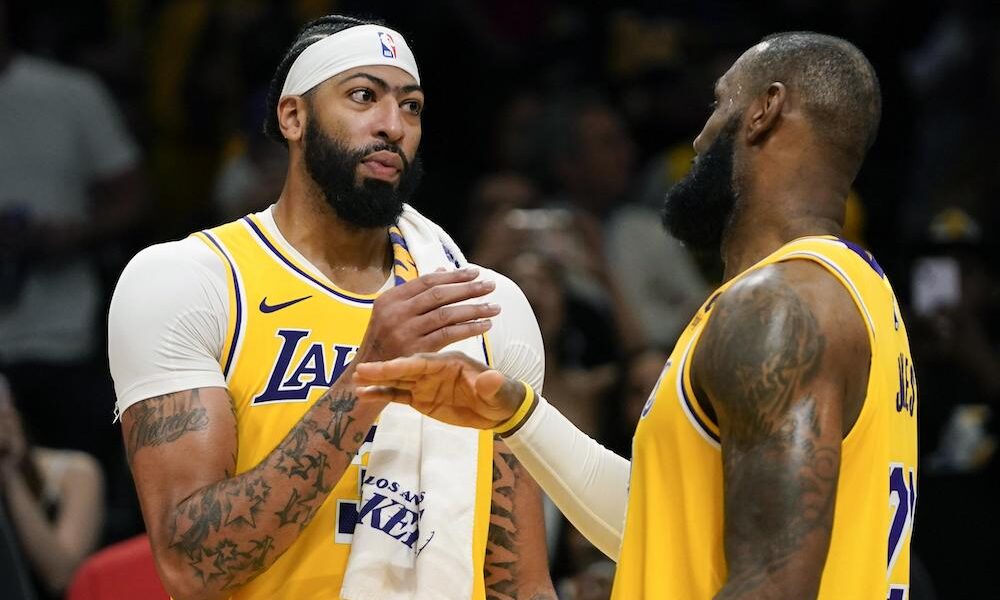 Anthony Davis e LeBron James