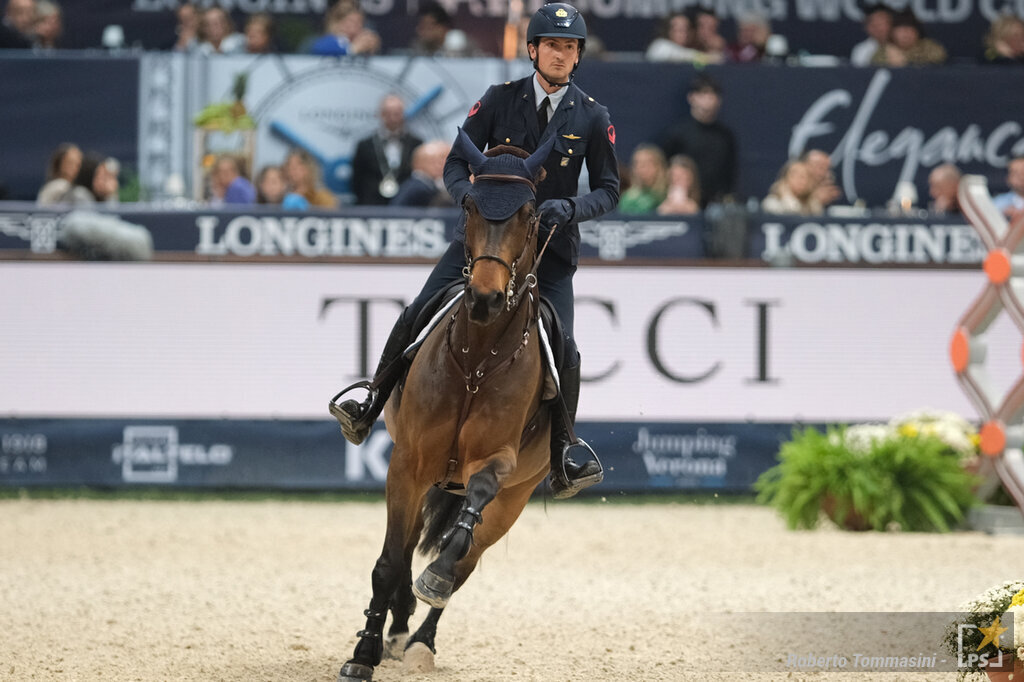 Equitazione: Lorenzo De Luca sarà alle finali della FEI Jumping World Cup 2024