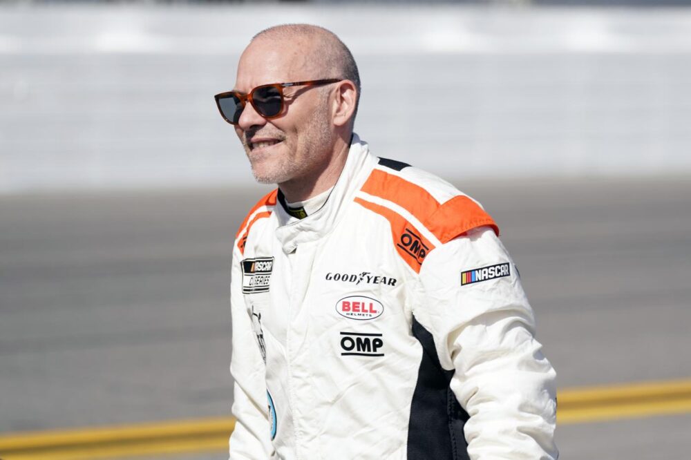 F1, Jacques Villeneuve punge Charles Leclerc: “Deve dimostrare di essere un campione”