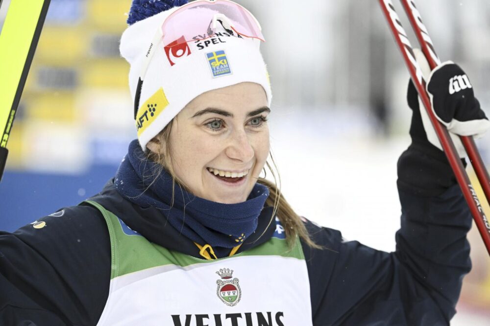 Sci di fondo: Ebba Andersson senza rivali nello skiathlon di Trondheim. Caterina Ganz 22a