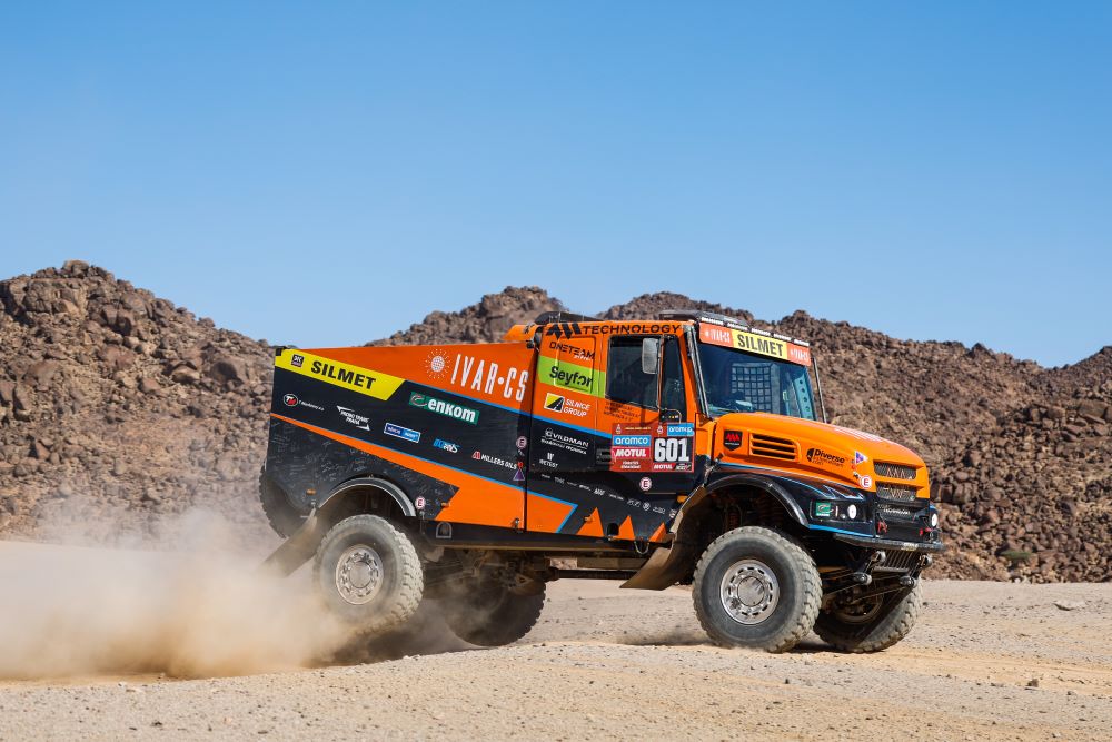 Dakar 2024, Manuel Andujar fa il bis tra i quad, primo successo per Martin Macik tra i camion