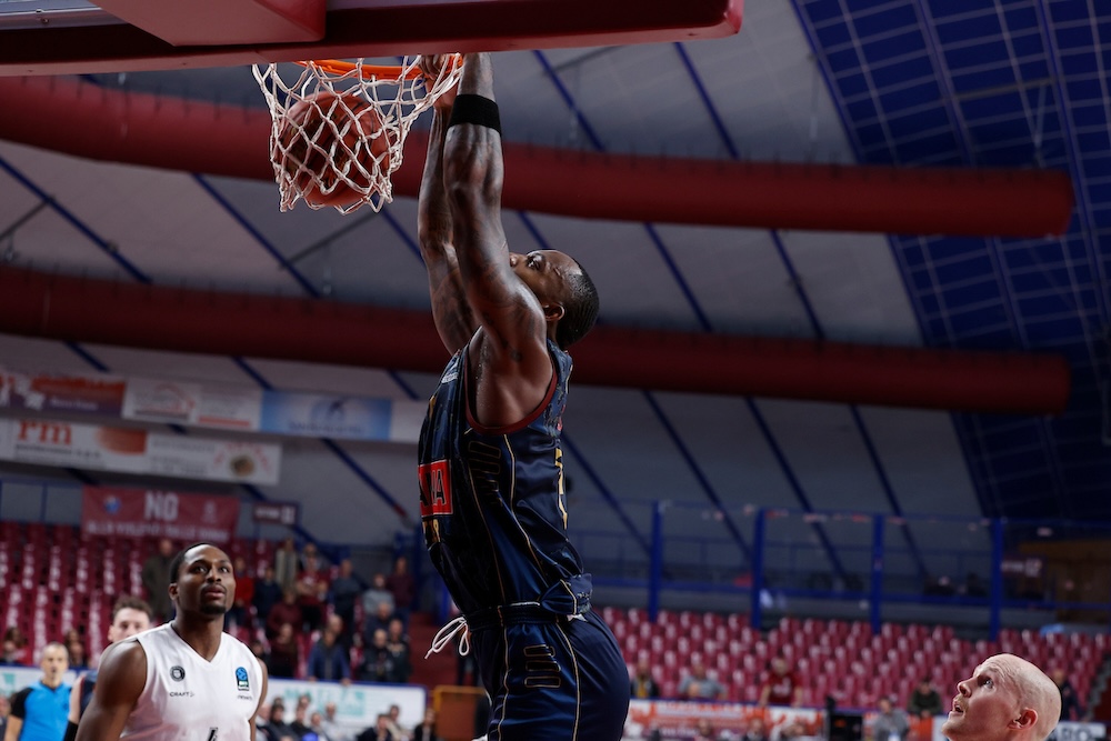 Basket, il Venezia saluta l’EuroCup con una vittoria ad Amburgo firmata Spissu