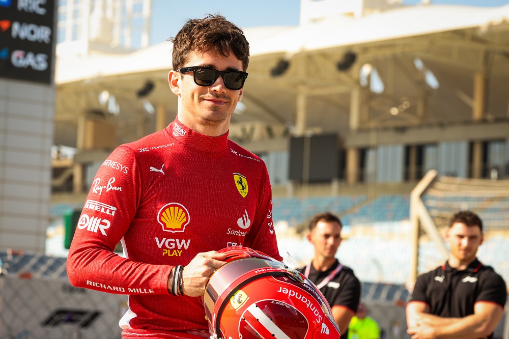 F1, Leclerc cautamente ottimista: “Abbiamo meno degrado, ma la mia sensazione è che Red Bull sia davanti”