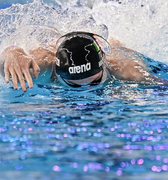 Italia staffetta nuoto by Deep Blue Media