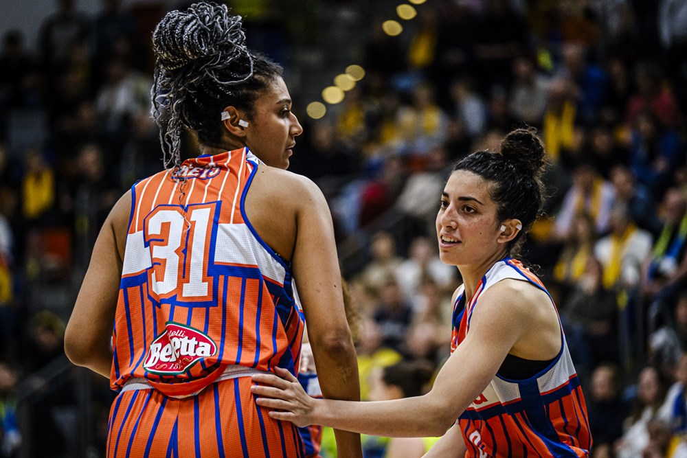 Jasmine Keys, Costanza Verona